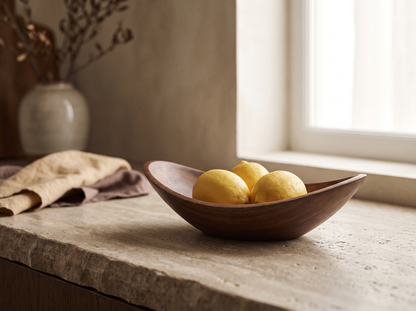 Boat bowl with lemons